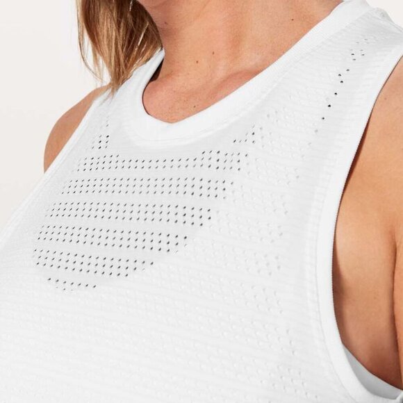 Lululemon White Breeze By Muscle Tank II Size 6 - Picture 3 of 9